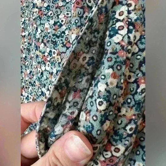 Womens Floral  Pattern Blue Pink Long Sleeve Button Down Grandmacore Shirt Small - Picture 4 of 8